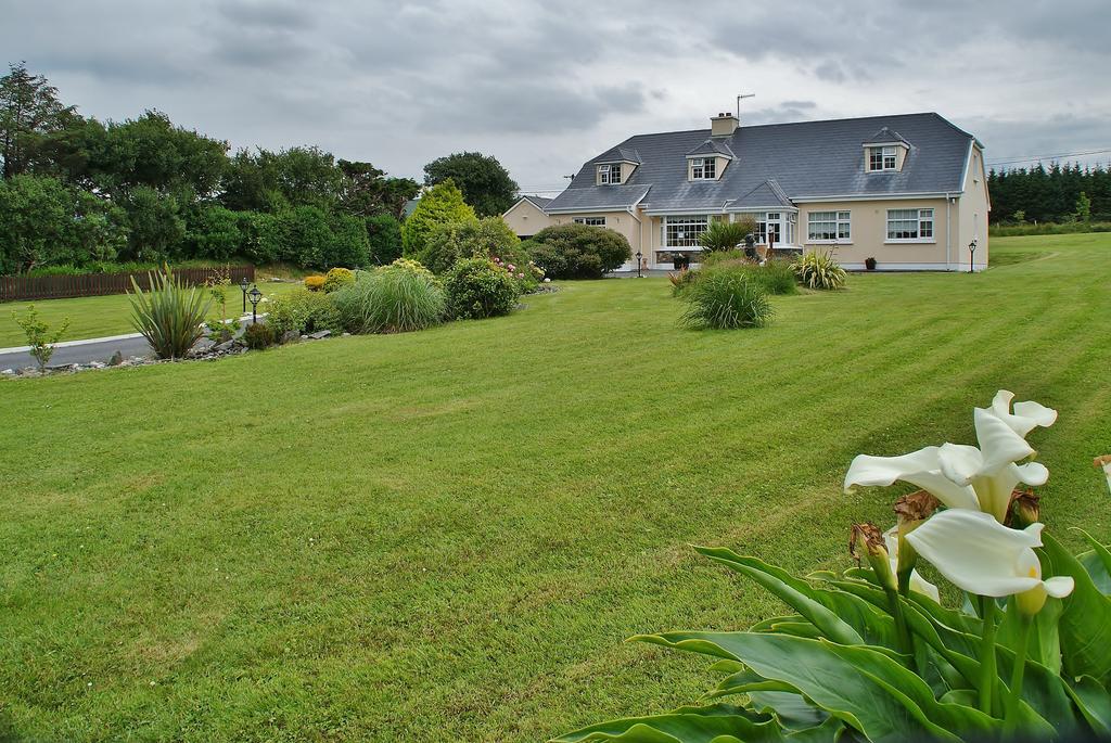 Strand'S End House Rooms Only, No Breakfast Served Cahersiveen Exterior photo