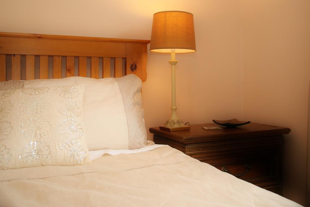 Strand'S End House Rooms Only, No Breakfast Served Cahersiveen Exterior photo